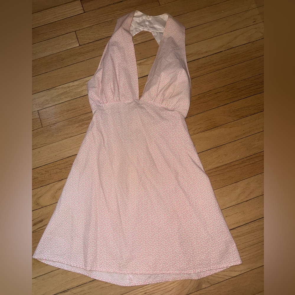 Elegant Pink Halter Mini Dress